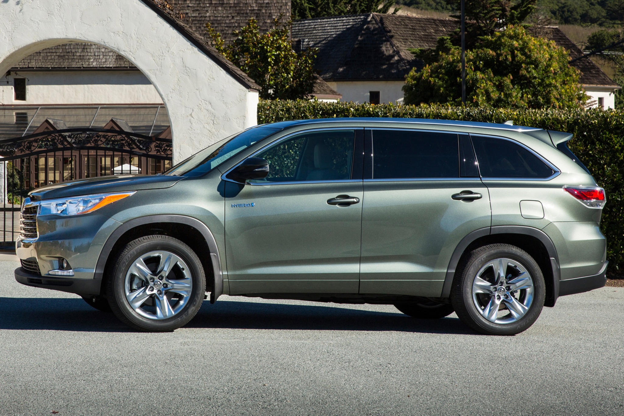 Toyota highlander фото